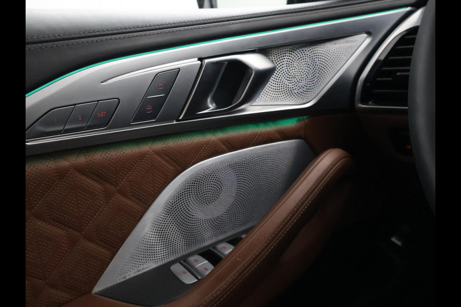BMW M8 COMPETITION 626 PK IRISH GREEN + BOWERS & WILKINS | KERAMISCHE REMMEN