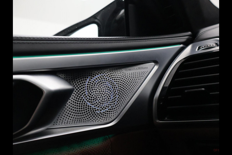 BMW M8 COMPETITION 626 PK IRISH GREEN + BOWERS & WILKINS | KERAMISCHE REMMEN
