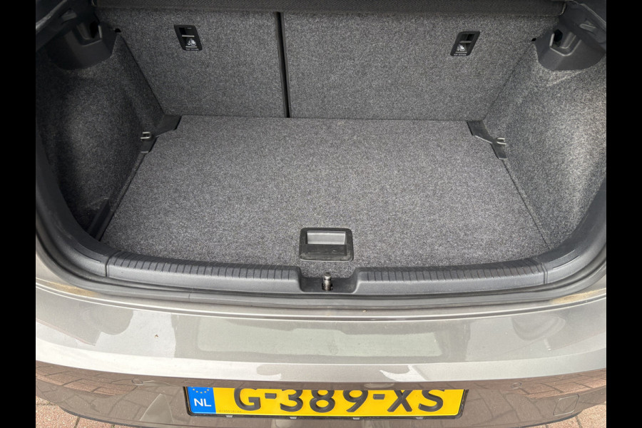 Volkswagen Polo 2.0 TSi 200pk GTi DSG 5-drs. SCHUIFDAK/BEATS/KEYLESS/CAMERA/DODEHOEK/1E EIGENAAR!