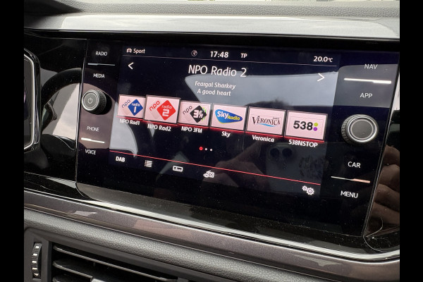 Volkswagen Polo 2.0 TSi 200pk GTi DSG 5-drs. SCHUIFDAK/BEATS/KEYLESS/CAMERA/DODEHOEK/1E EIGENAAR!