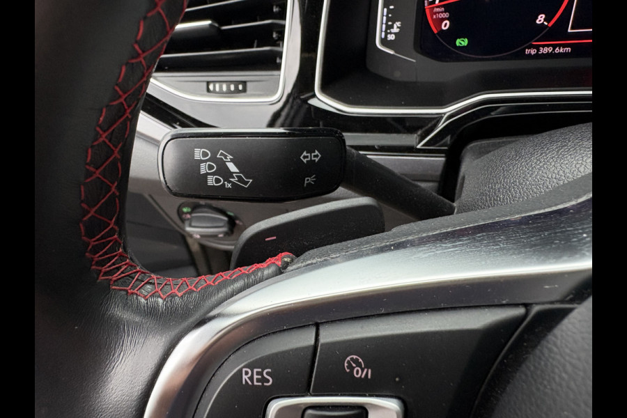Volkswagen Polo 2.0 TSi 200pk GTi DSG 5-drs. SCHUIFDAK/BEATS/KEYLESS/CAMERA/DODEHOEK/1E EIGENAAR!