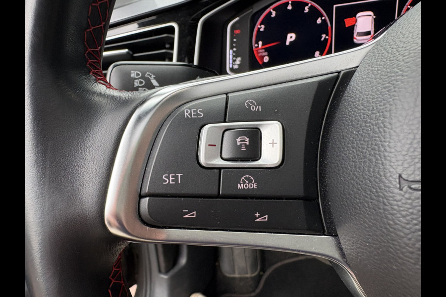 Volkswagen Polo 2.0 TSi 200pk GTi DSG 5-drs. SCHUIFDAK/BEATS/KEYLESS/CAMERA/DODEHOEK/1E EIGENAAR!