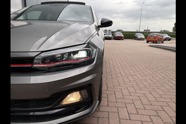 Volkswagen Polo 2.0 TSi 200pk GTi DSG 5-drs. SCHUIFDAK/BEATS/KEYLESS/CAMERA/DODEHOEK/1E EIGENAAR!