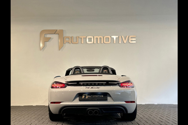 Porsche 718 Boxster 2.0 T Memory|CarPlay|Sportuitlaat|Krijt