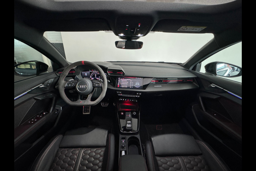 Audi RS3 Sportback 2.5 TFSI quattro Pano|Ceramic|HuD|B&O|VOL