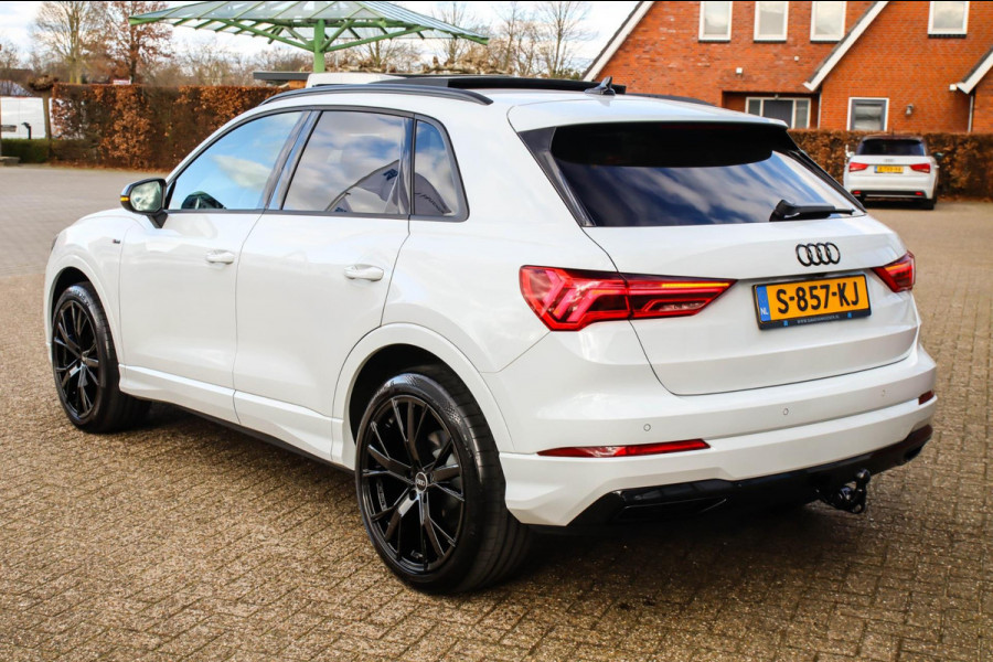 Audi Q3 35 TFSI 1.5 TFSI S Line Pro Line S 150pk S-Tronic Panoramadak|Virtual Cockpit|LED Matrix|Leder|Keyless|Camera|20inch|Black