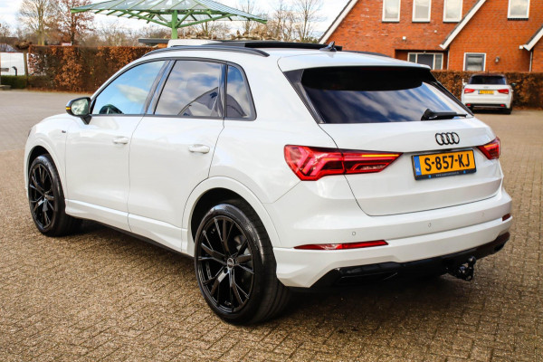 Audi Q3 35 TFSI 1.5 TFSI S Line Pro Line S 150pk S-Tronic Panoramadak|Virtual Cockpit|LED Matrix|Leder|Keyless|Camera|20inch|Black