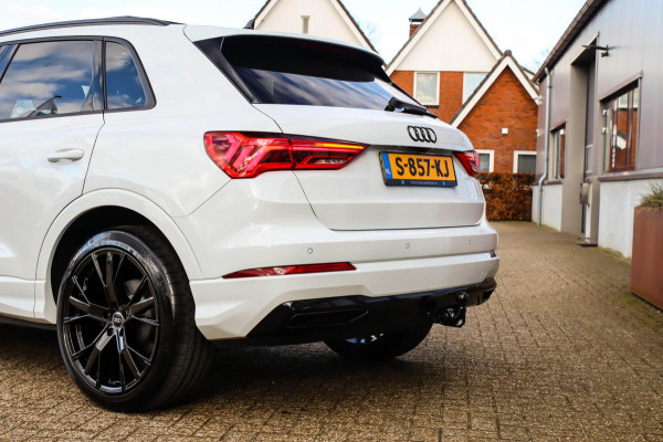 Audi Q3 35 TFSI 1.5 TFSI S Line Pro Line S 150pk S-Tronic Panoramadak|Virtual Cockpit|LED Matrix|Leder|Keyless|Camera|20inch|Black