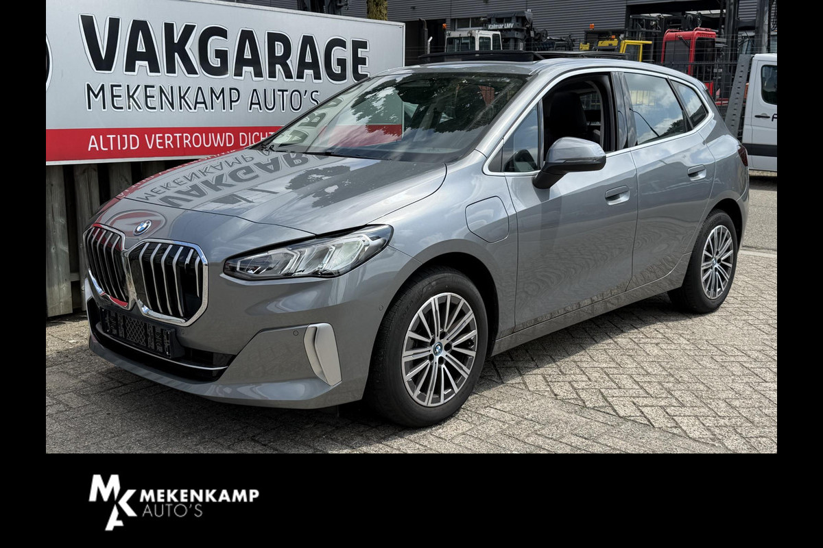 BMW 2 Serie Active Tourer 225e xDrive Luxury Line 17"/Leder + memory/Panoramadak/Camera/Apple Carplay & Android Auto