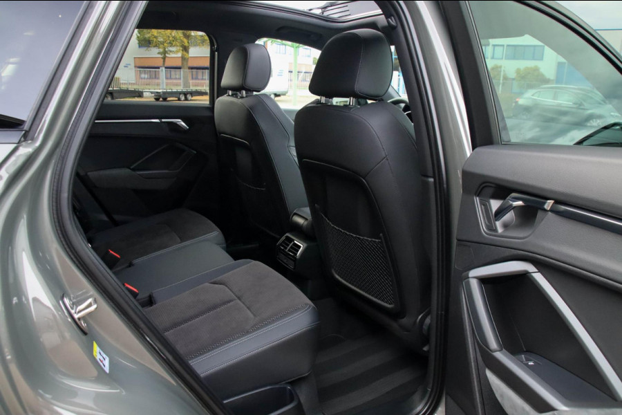 Audi Q3 35 TFSI 1.5 TFSI S Line Pro Line S 150pk S-Tronic! 1e|Panoramadak|Virtual Cockpit|LED Matrix|Leder elektrisch|20inch|Black