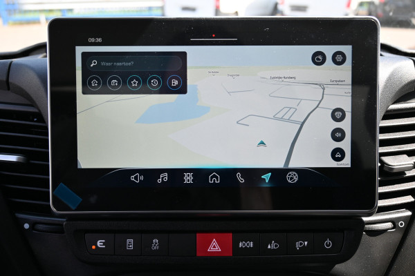 Iveco Daily 35S18 3.0 180 pk Hi-Matic Open laadbak ACC, Geveerde stoel, Apple Carplay/Android Auto