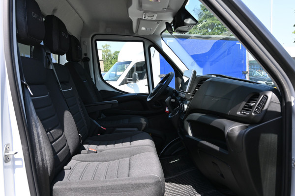 Iveco Daily 35S18 3.0 180 pk Hi-Matic Open laadbak ACC, Geveerde stoel, Apple Carplay/Android Auto