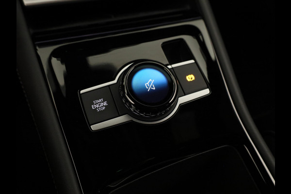 Volkswagen Tiguan 1.5 eHybrid R-Line Edition 204 pk Automaat (DSG) | Verlengde garantie | Navigatie | Trekhaak (wegklapbaar) | Parkeersensoren (Park assist) | Rondomzicht camera | Black Style pakket | R-Line |