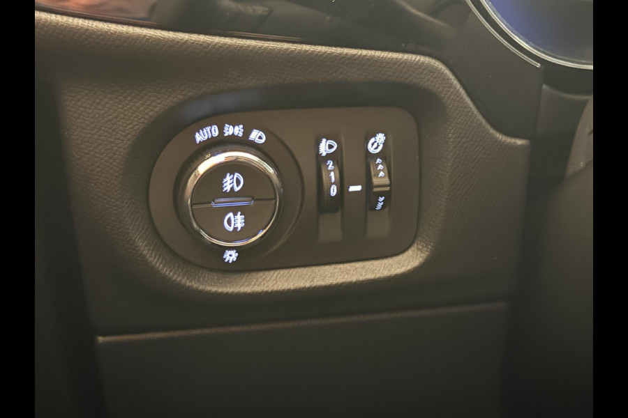 Opel Corsa 1.2 Sport | Panodak | LED | 17 Inch | Carplay | Camera | Incl. garantie