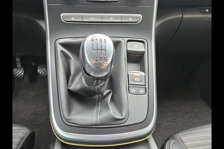 Renault Scénic 1.3 TCe Intens | Navi | Camera | Trekhaak | Stoelverwarming |