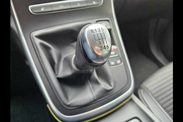 Renault Scénic 1.3 TCe Intens | Navi | Camera | Trekhaak | Stoelverwarming |