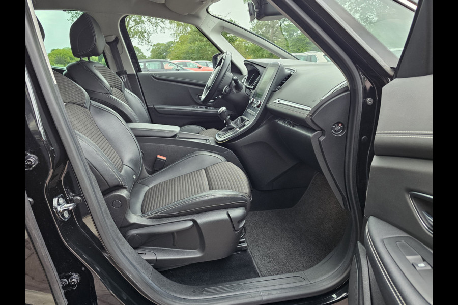 Renault Scénic 1.3 TCe Intens | Navi | Camera | Trekhaak | Stoelverwarming |