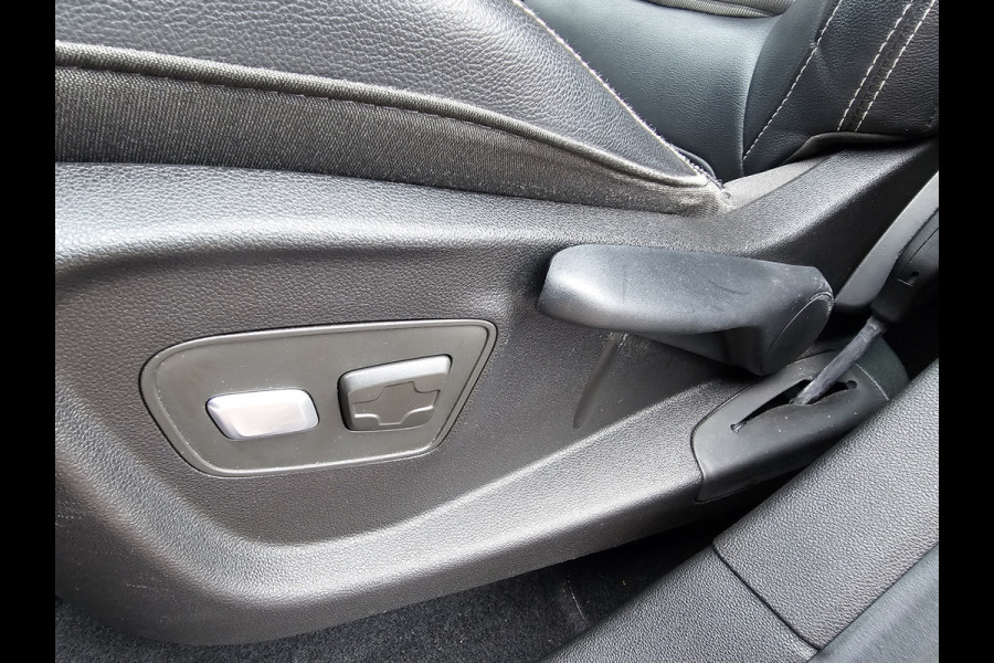 Renault Scénic 1.3 TCe Intens | Navi | Camera | Trekhaak | Stoelverwarming |