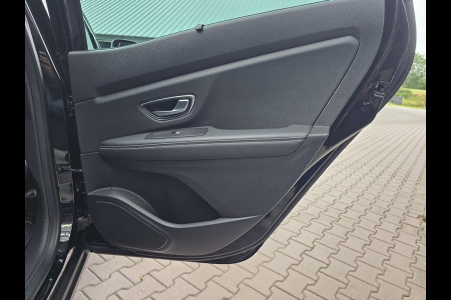 Renault Scénic 1.3 TCe Intens | Navi | Camera | Trekhaak | Stoelverwarming |
