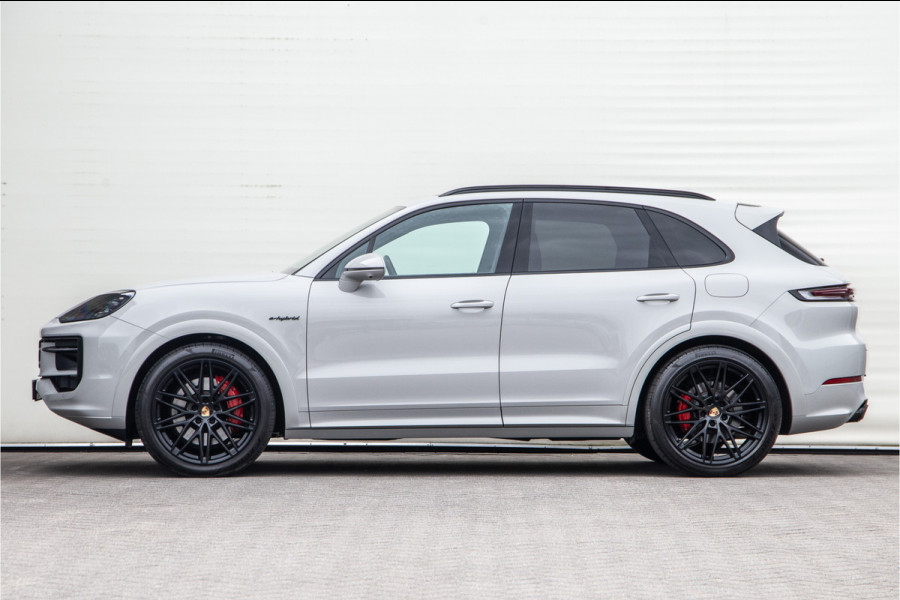Porsche Cayenne 3.0 E-Hybrid Sport-Design, Lederpakket, Passenger Display, Pano, Bose, Adapt. Cruise, Luchtvering
