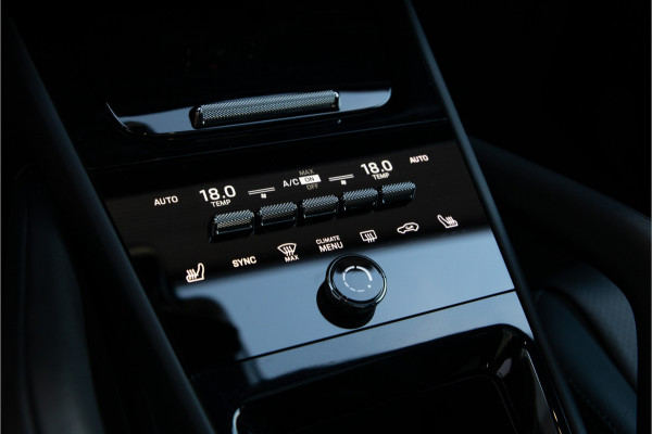Porsche Cayenne 3.0 E-Hybrid Sport-Design, Lederpakket, Passenger Display, Pano, Bose, Adapt. Cruise, Luchtvering