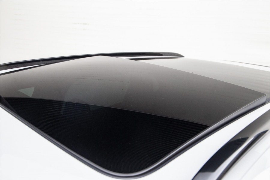 Porsche Cayenne 3.0 E-Hybrid Sport-Design, Lederpakket, Passenger Display, Pano, Bose, Adapt. Cruise, Luchtvering