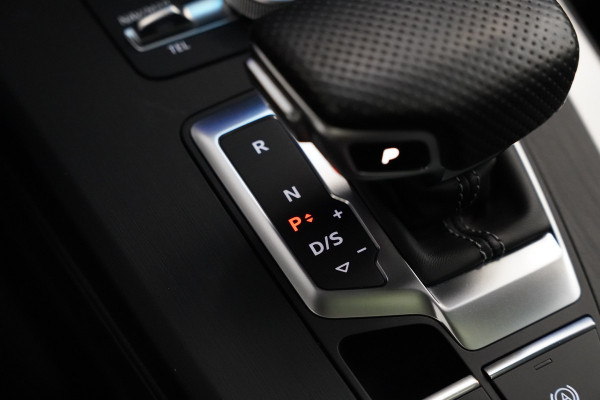 Audi Q5 55 TFSI e quattro Competition Virtual Cockpit B&O 3x S-Line Achter Stoelverw