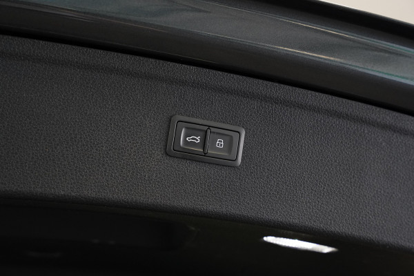 Audi Q5 55 TFSI e quattro Competition Virtual Cockpit B&O 3x S-Line Achter Stoelverw