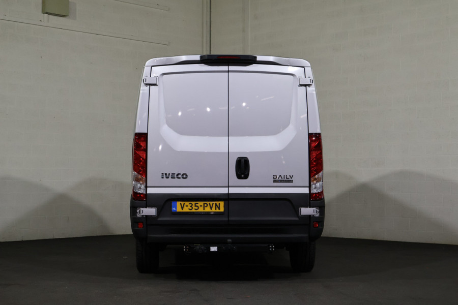 Iveco Daily 35S18 3.0 Hi-Matic Automaat 3.5T Trekhaak