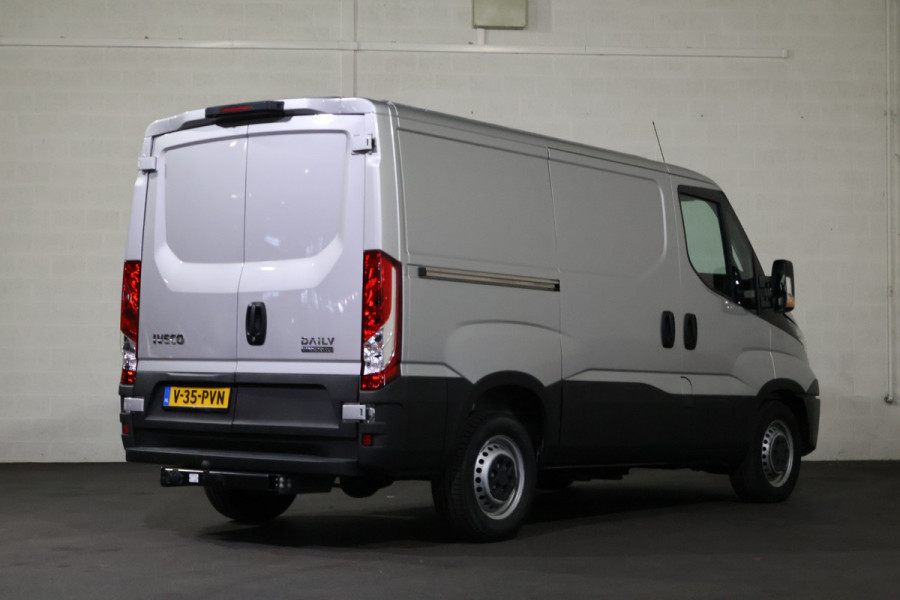 Iveco Daily 35S18 3.0 Hi-Matic Automaat 3.5T Trekhaak