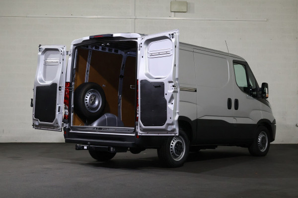 Iveco Daily 35S18 3.0 Hi-Matic Automaat 3.5T Trekhaak