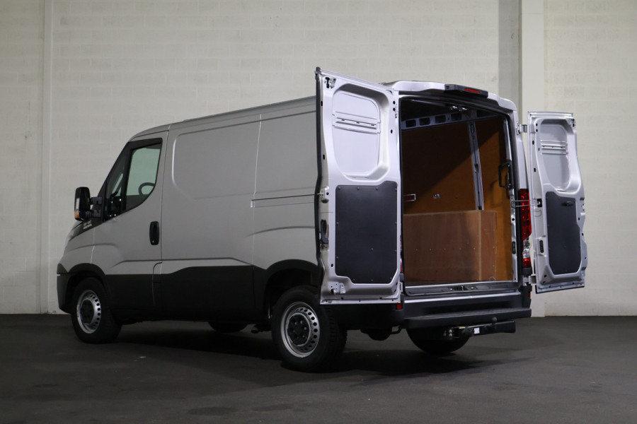 Iveco Daily 35S18 3.0 Hi-Matic Automaat 3.5T Trekhaak