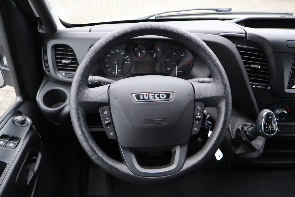 Iveco Daily 35S18 3.0 Hi-Matic Automaat 3.5T Trekhaak