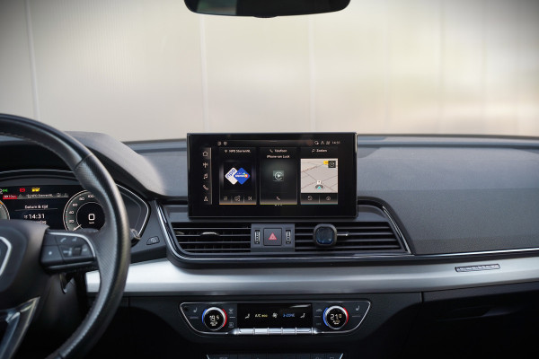 Audi Q5 50 TFSI e S edition S-Line | Panoramadak | Adaptive Cruise Control | Stoelverwarming | Ambiance Verlichting | Camera | Navigatie | Apple Carplay | Keyless | Trekhaak | SOH 92%