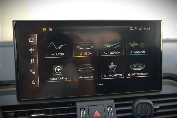Audi Q5 50 TFSI e S edition S-Line | Panoramadak | Adaptive Cruise Control | Stoelverwarming | Ambiance Verlichting | Camera | Navigatie | Apple Carplay | Keyless | Trekhaak | SOH 92%