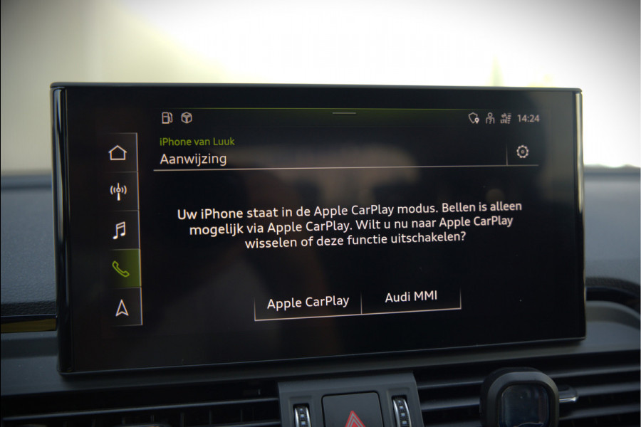 Audi Q5 50 TFSI e S edition S-Line | Panoramadak | Adaptive Cruise Control | Stoelverwarming | Ambiance Verlichting | Camera | Navigatie | Apple Carplay | Keyless | Trekhaak | SOH 92%