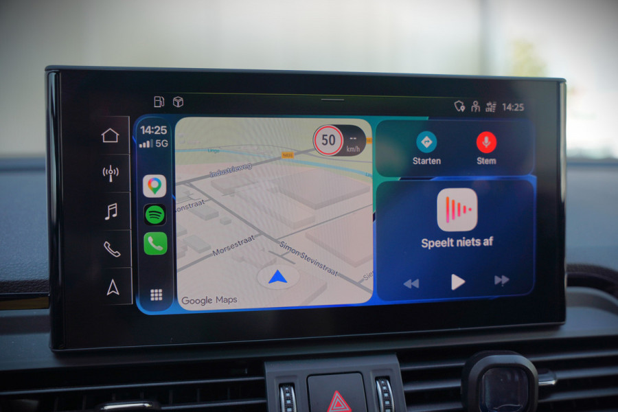 Audi Q5 50 TFSI e S edition S-Line | Panoramadak | Adaptive Cruise Control | Stoelverwarming | Ambiance Verlichting | Camera | Navigatie | Apple Carplay | Keyless | Trekhaak | SOH 92%