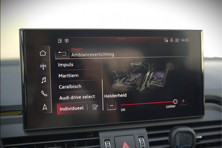 Audi Q5 50 TFSI e S edition S-Line | Panoramadak | Adaptive Cruise Control | Stoelverwarming | Ambiance Verlichting | Camera | Navigatie | Apple Carplay | Keyless | Trekhaak | SOH 92%