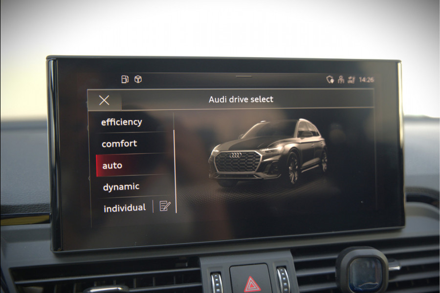 Audi Q5 50 TFSI e S edition S-Line | Panoramadak | Adaptive Cruise Control | Stoelverwarming | Ambiance Verlichting | Camera | Navigatie | Apple Carplay | Keyless | Trekhaak | SOH 92%