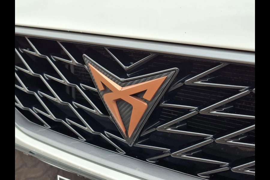 CUPRA Leon 1.4 e-Hybrid VZ Adrenaline | Matrix LED | Camera | ACC