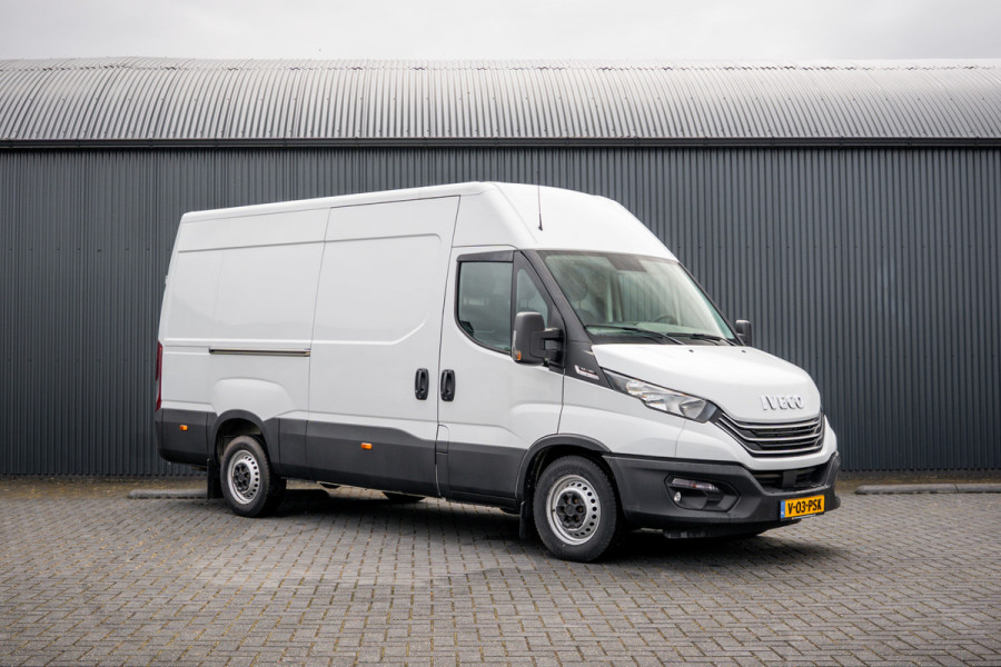 Iveco Daily 35S18 175 PK 3.0 Liter! | Automaat | 3.500 KG trekgewicht | Camera | Cruise | Airco | Trekhaak | 3-Zits