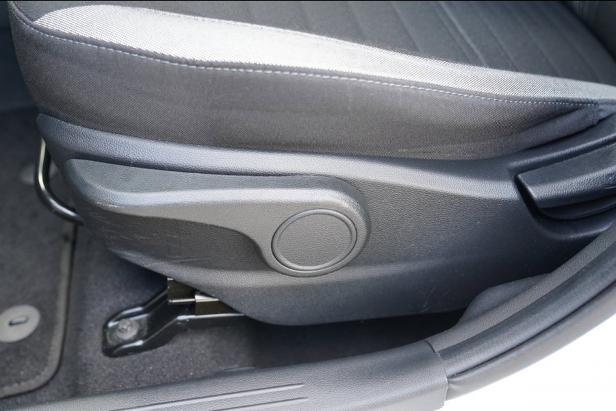 Hyundai i10 1.0 Comfort|Prijs rijklaar incl. 12 mnd garantie|DAB Carplay Airco Bluetooth Cruise all-season