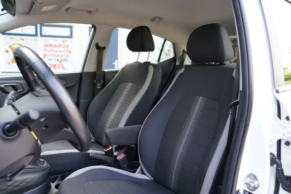 Hyundai i10 1.0 Comfort|Prijs rijklaar incl. 12 mnd garantie|DAB Carplay Airco Bluetooth Cruise all-season
