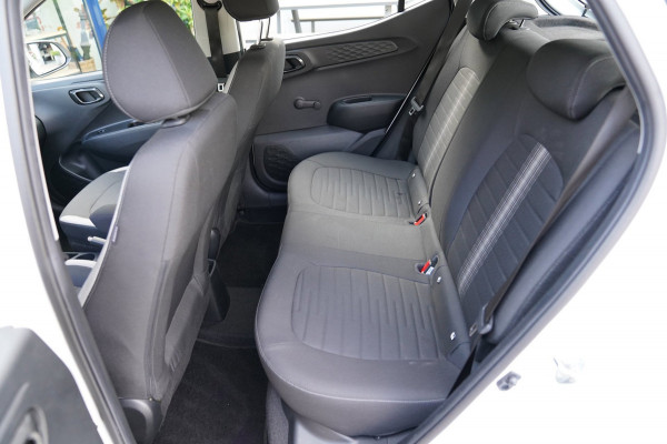 Hyundai i10 1.0 Comfort|Prijs rijklaar incl. 12 mnd garantie|DAB Carplay Airco Bluetooth Cruise all-season