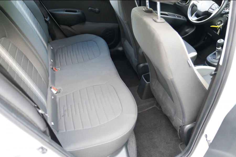 Hyundai i10 1.0 Comfort|Prijs rijklaar incl. 12 mnd garantie|DAB Carplay Airco Bluetooth Cruise all-season