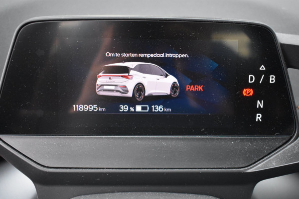CUPRA Born Business One 62 kWh SOH 91,6% | CAMERA | ACC | SFEERVERLICHTING | NAP | APPLE CARPLAY | ANDROID AUTO