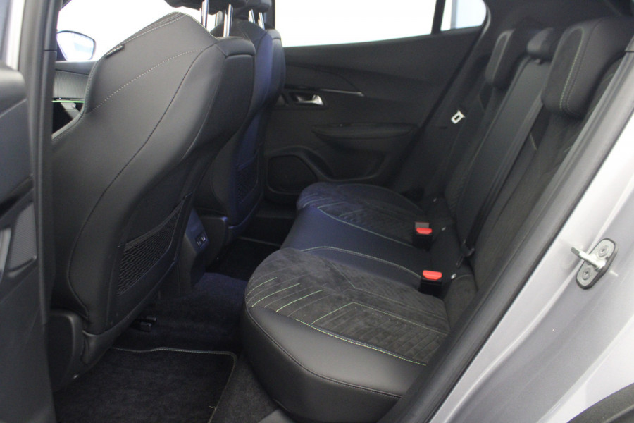 Peugeot 2008 1.2 PureTech GT |Pano|Massage|Stoelverw.|