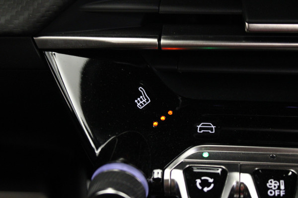 Peugeot 2008 1.2 PureTech GT |Pano|Massage|Stoelverw.|