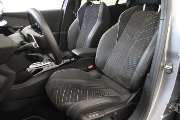 Peugeot 2008 1.2 PureTech GT |Pano|Massage|Stoelverw.|