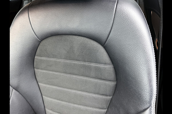 Mercedes-Benz C-Klasse Estate 300 e AMG Line(Dealer OnderH, Camera, Dodehoek, StoelV, Carplay, Parkeersensoren, Etc)